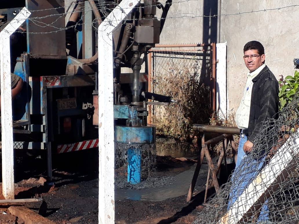 Administração Gusto e Vandil, realizou a perfuração de Poço Artesiano no Distrito de Nova Itapirema - Prefeitura Municipal de Nova Aliança-SP