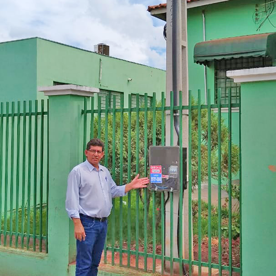 Troca do Padrão de Energia da Escola Abdo Ayruth - Prefeitura Municipal de Nova Aliança-SP