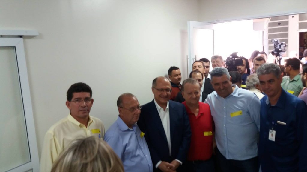 Vice-Prefeito visita inauguração da unidade de Radioterapia em Rio Preto