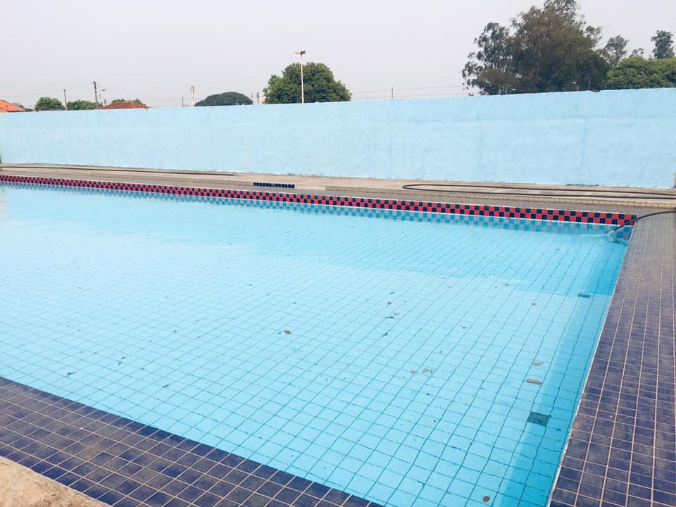 Prefeito acompanha reforma nas piscinas de Nova Itapirema - Prefeitura Municipal de Nova Aliança-SP