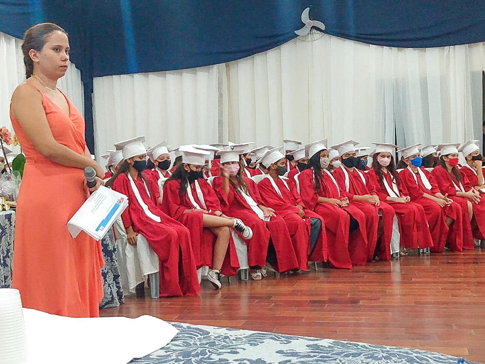 Colação de grau dos alunos da Escola Municipal Abdo Ayruth - Prefeitura Municipal de Nova Aliança-SP