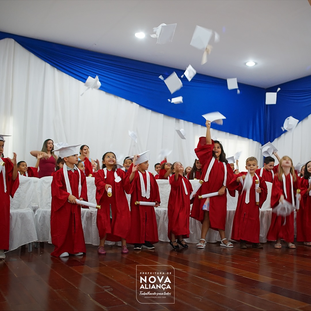 Formatura EMEI Benedito Soares Dias – 2ª Etapa A, B, C e D - Prefeitura Municipal de Nova Aliança-SP