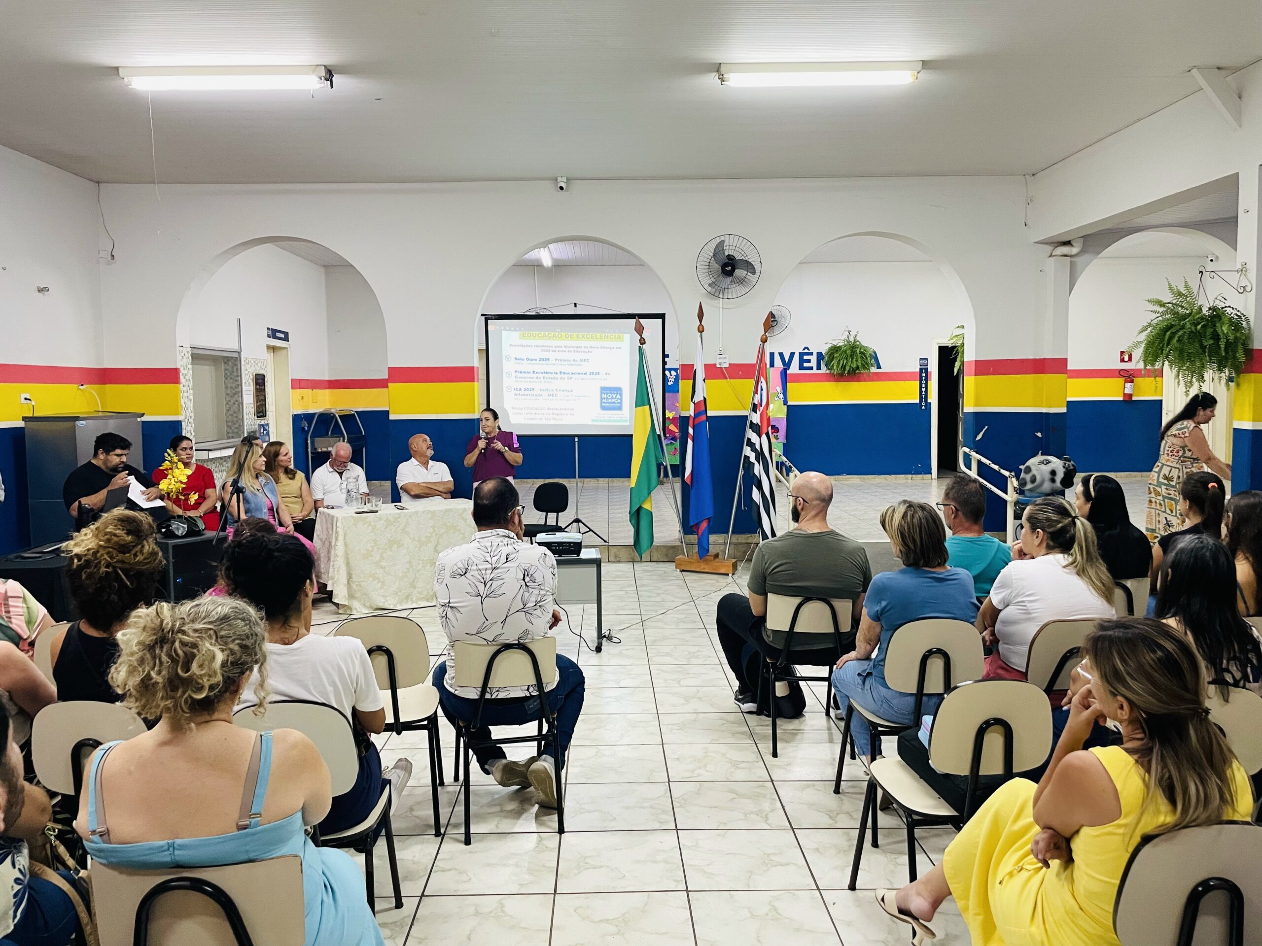 Prefeito sanciona Plano de Carreira e Remuneração dos docentes da Rede Municipal de Ensino - Prefeitura Municipal de Nova Aliança-SP